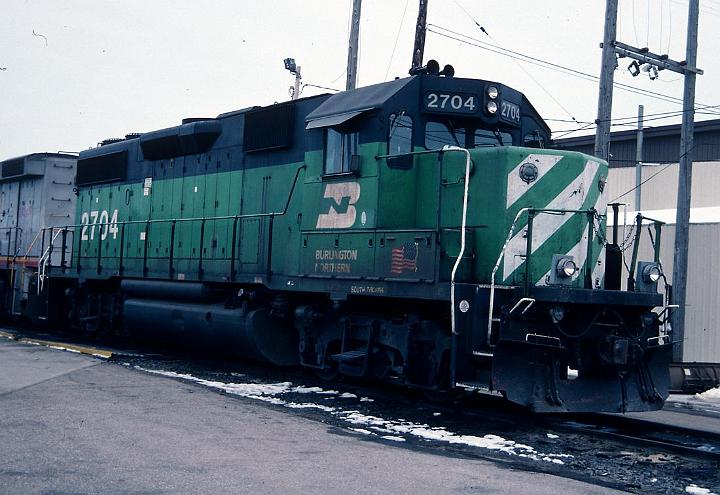 BN 2704 - GP39-2.jpg